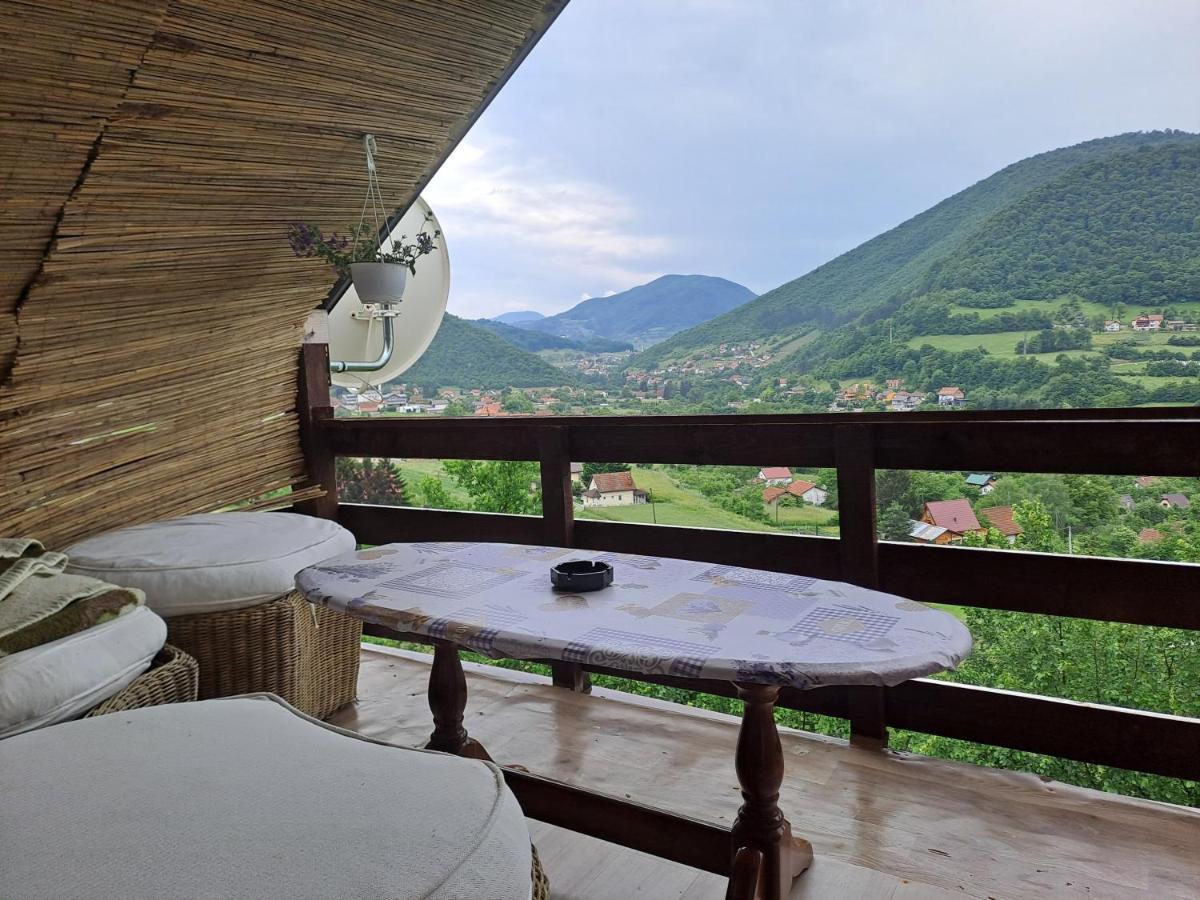 Natural House Visoko Exterior foto