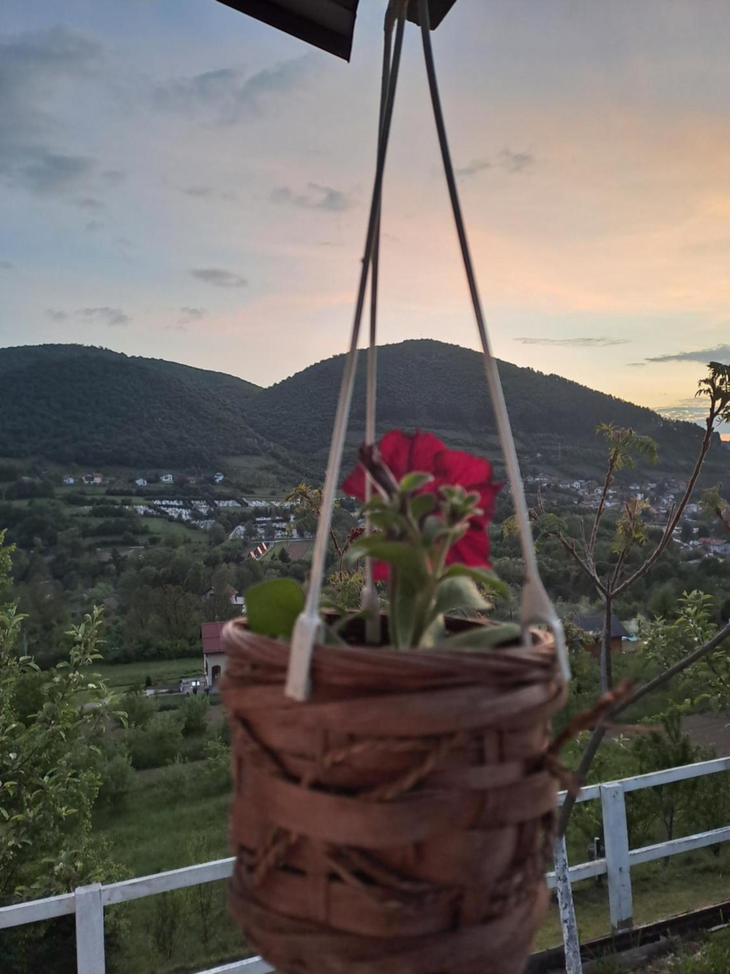 Natural House Visoko Habitación foto