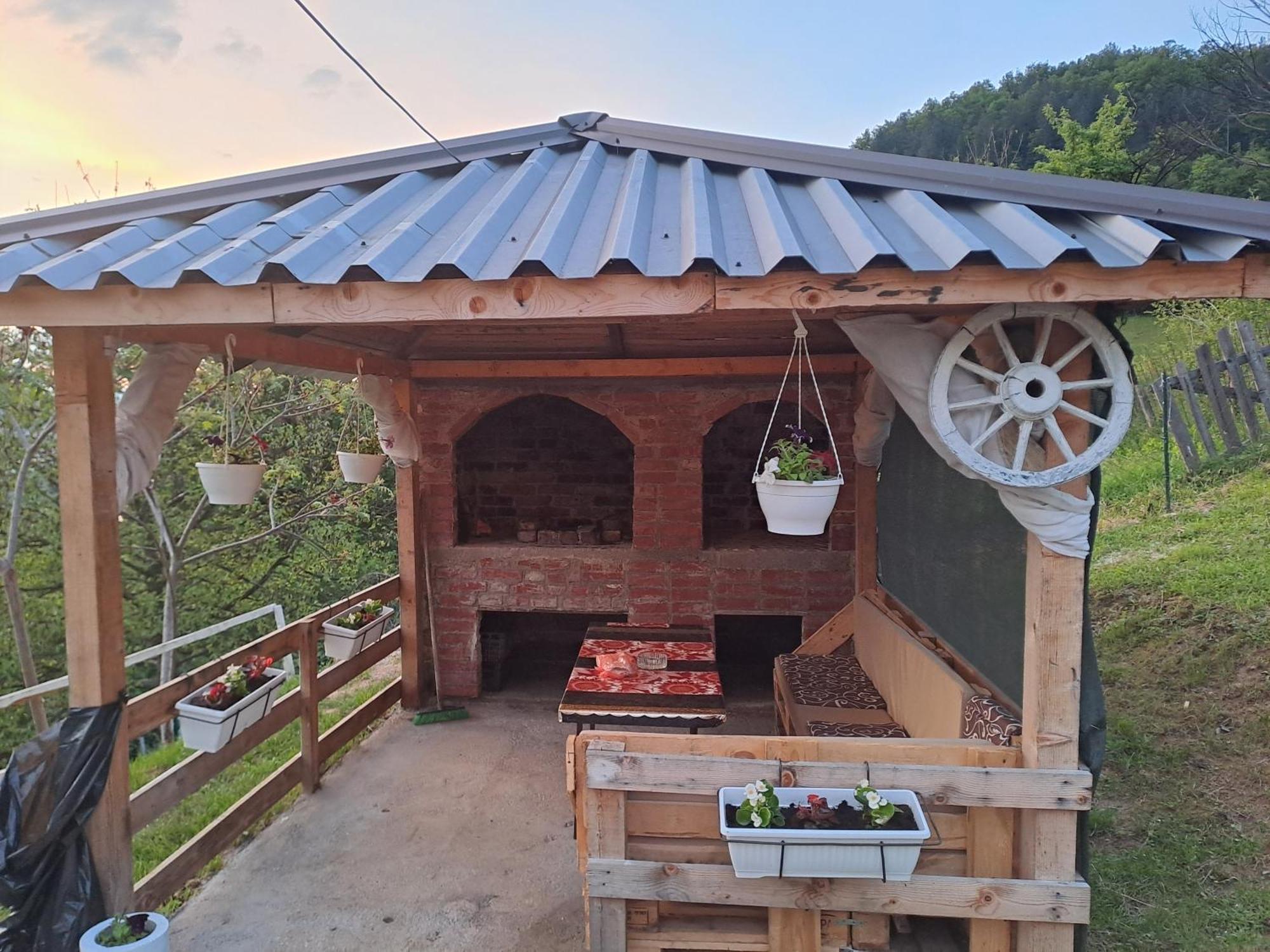 Natural House Visoko Habitación foto